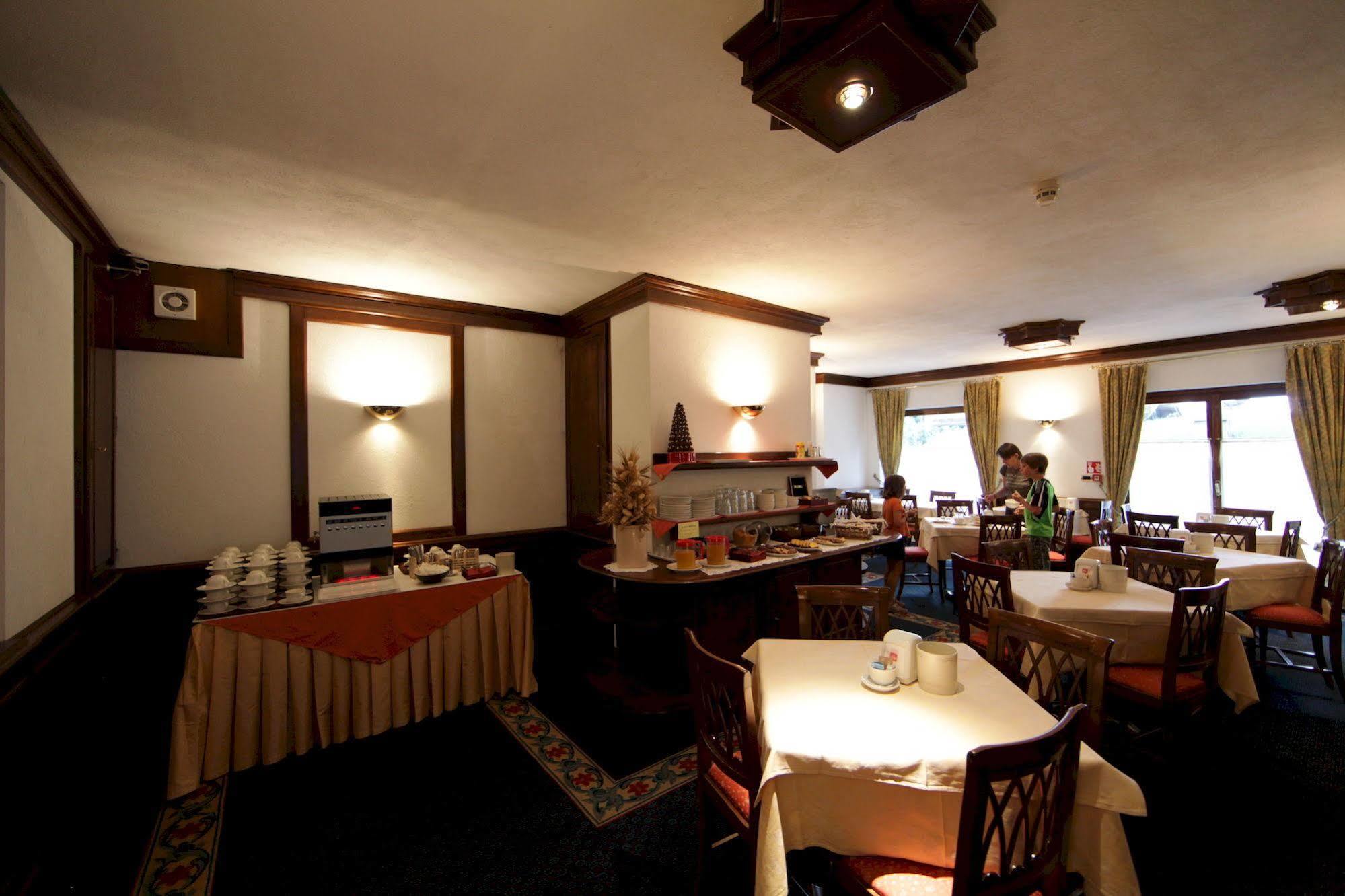 Hotel Petit Prince Antagnod Ngoại thất bức ảnh