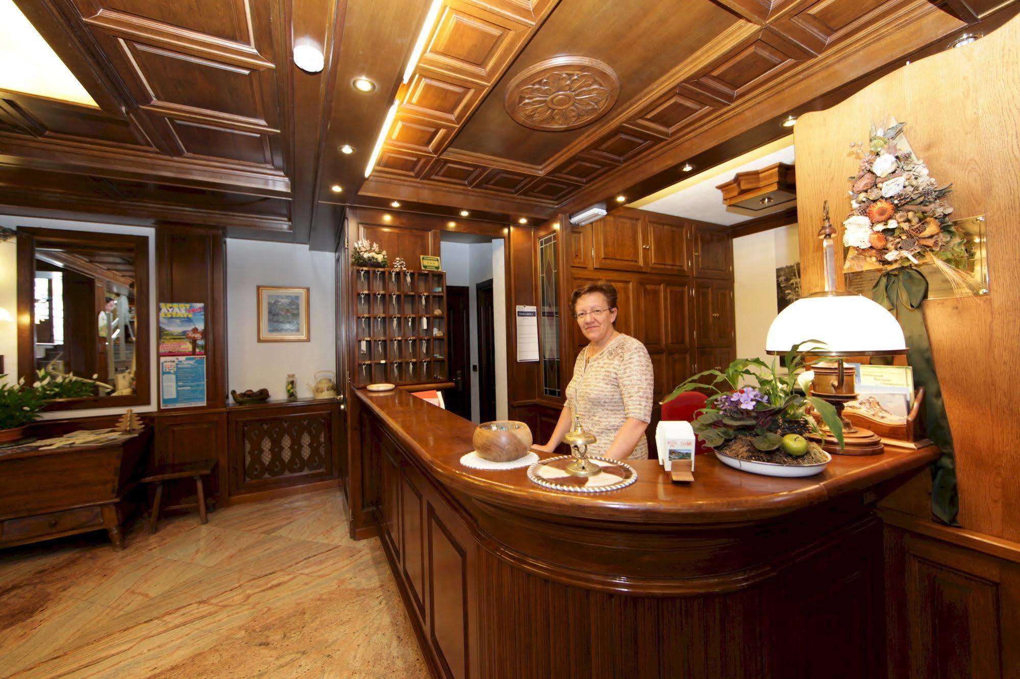 Hotel Petit Prince Antagnod Ngoại thất bức ảnh