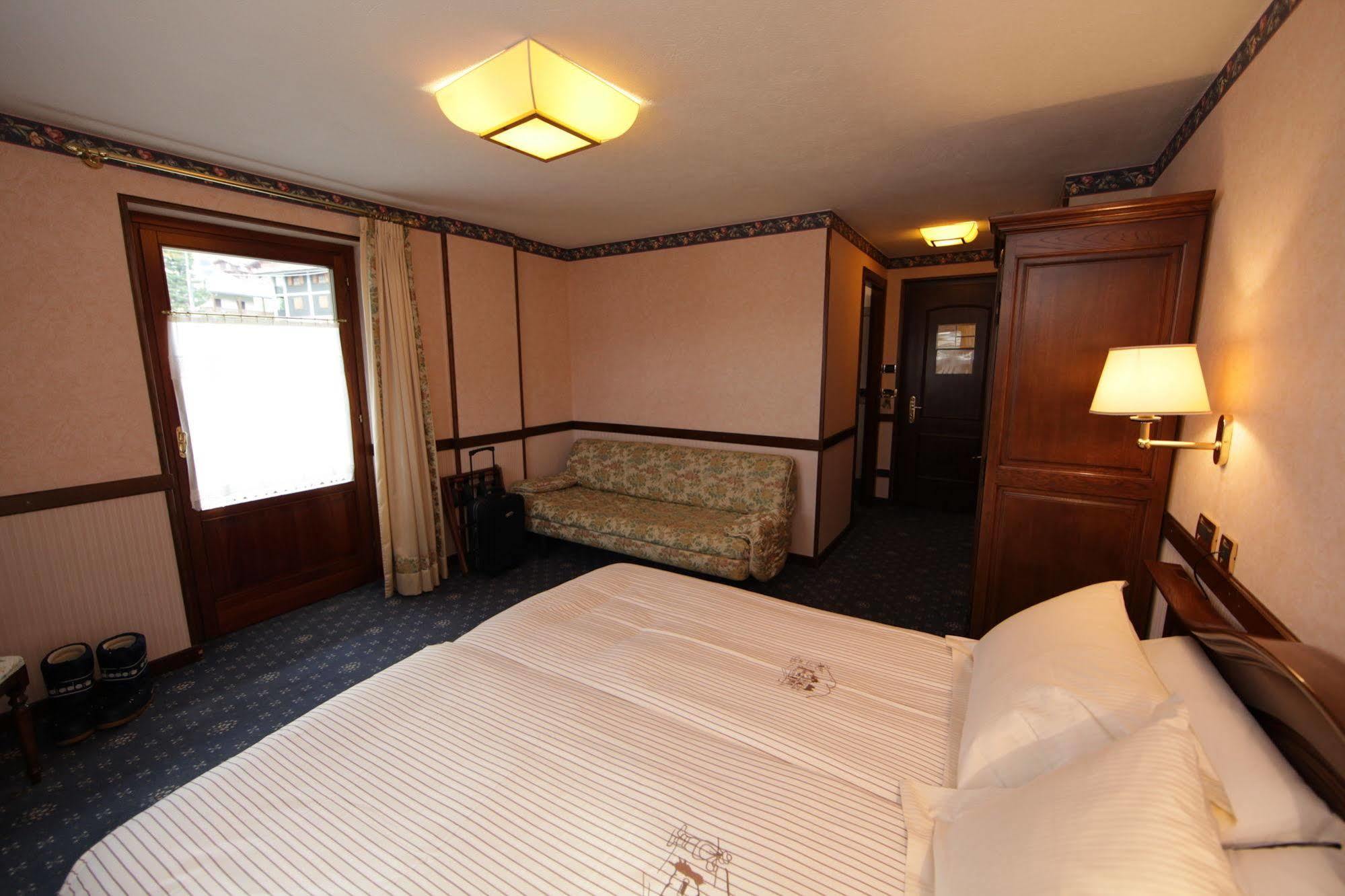 Hotel Petit Prince Antagnod Ngoại thất bức ảnh